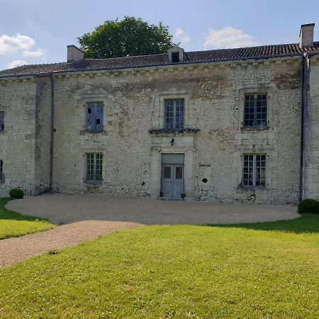 L'Olivier Villa Monts-sur-Guesnes Buitenkant foto
