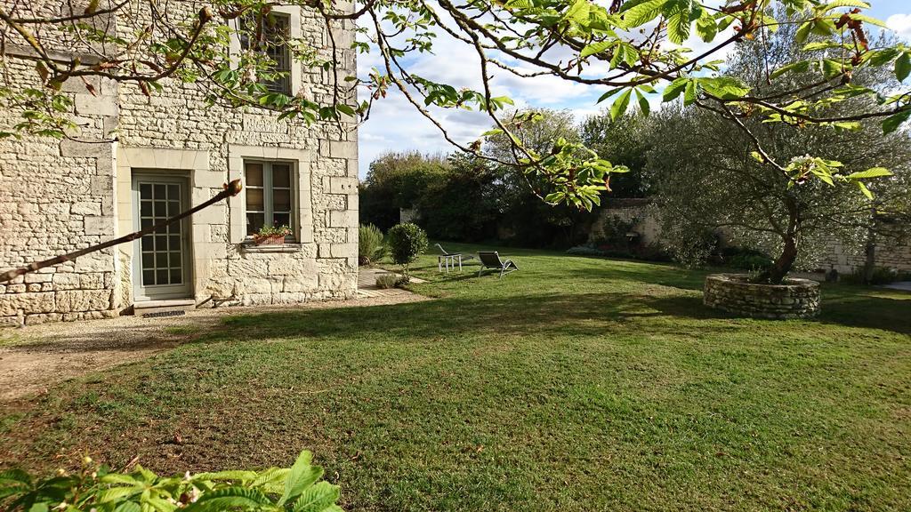 L'Olivier Villa Monts-sur-Guesnes Buitenkant foto