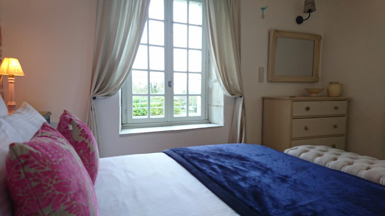 L'Olivier Villa Monts-sur-Guesnes Kamer foto